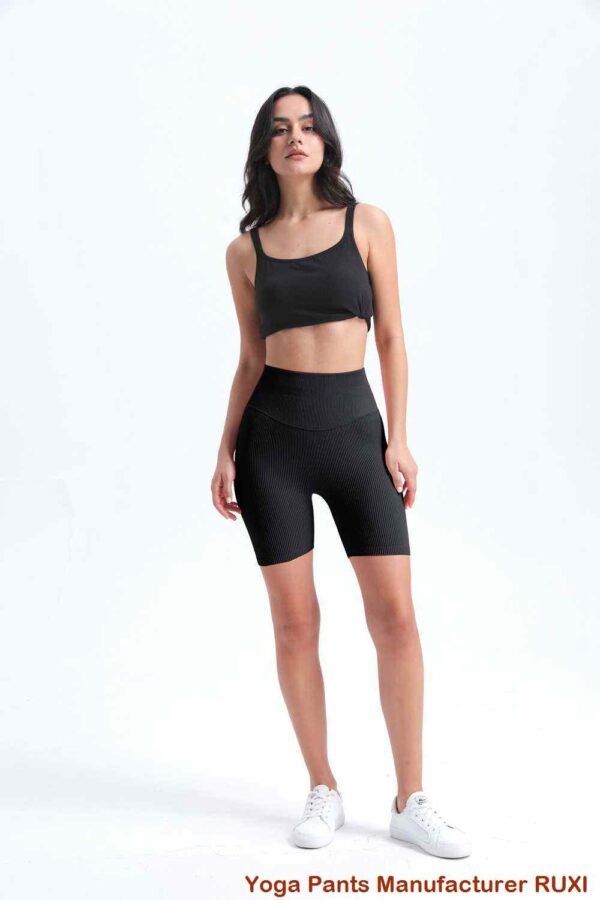 Mono de entrenamiento con pantalones cortos Ropa deportiva