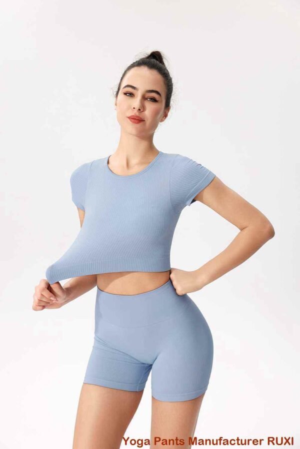 Venta de ropa de yoga Ropa deportiva elegante y asequible