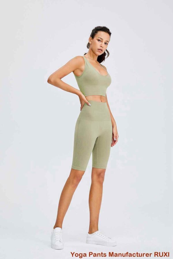 Pantalones de yoga acampanados de color rosa para mujer